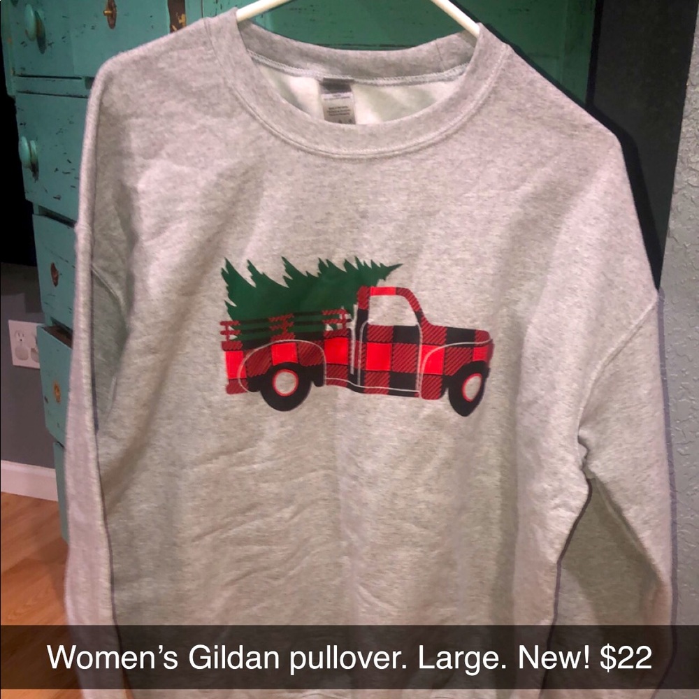Women’s Christmas Truck Pullover.